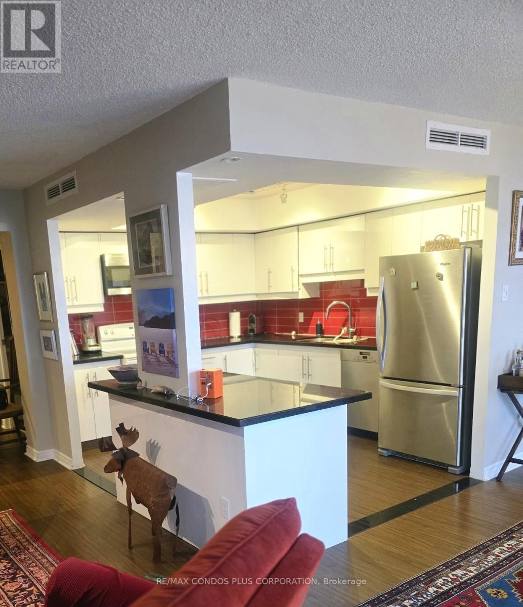 2004 - 65 Harbour Square, Toronto, Ontario  M5J 2G4 - Photo 2 - C12953850