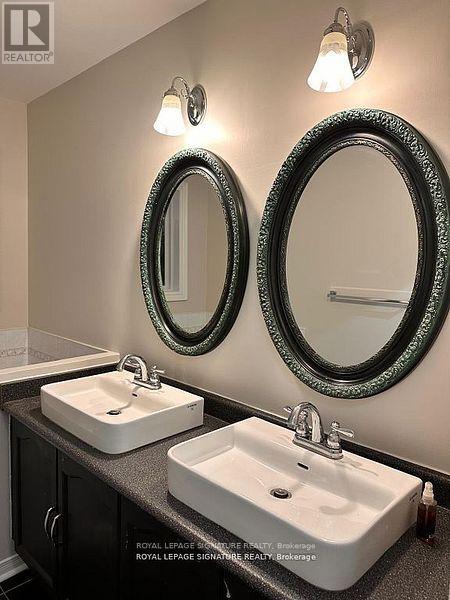 3819 Allcroft Road, Mississauga, Ontario  L5N 7E1 - Photo 25 - W12695176