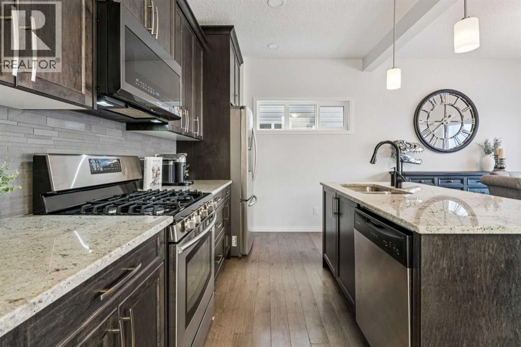 58 Buckskin Way, Cochrane, Alberta  T4C 2P2 - Photo 5 - A2288963