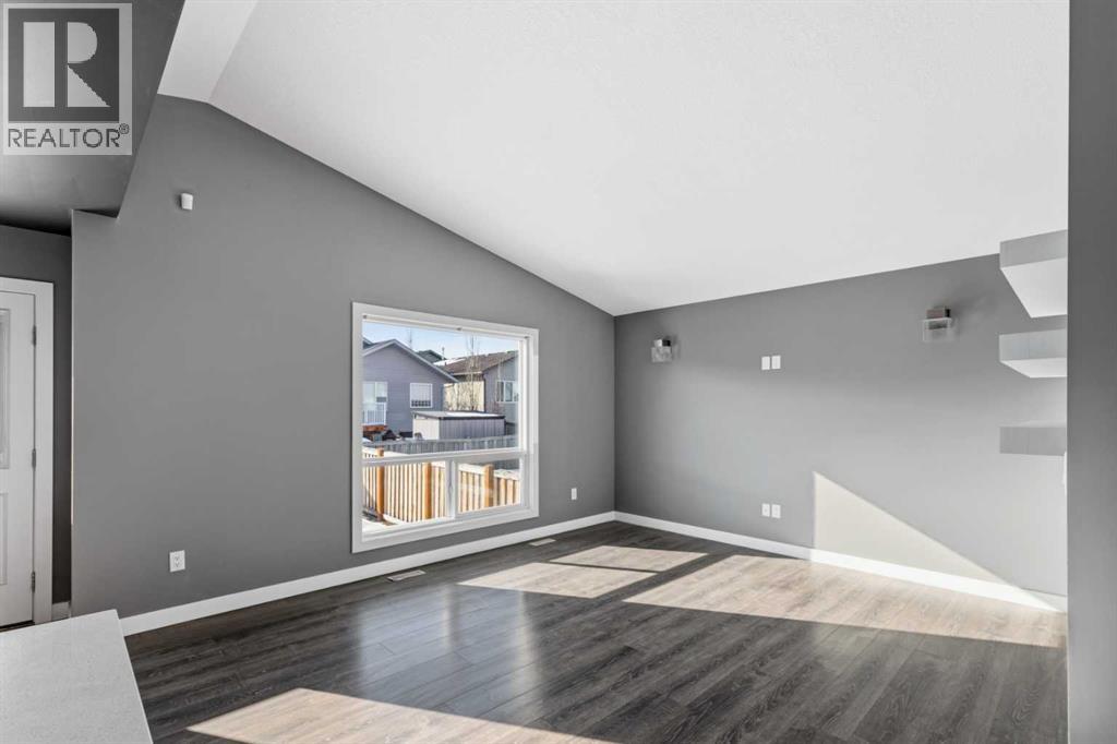 9706 89a Street, Grande Prairie, Alberta  T8X 0R2 - Photo 6 - A2298274