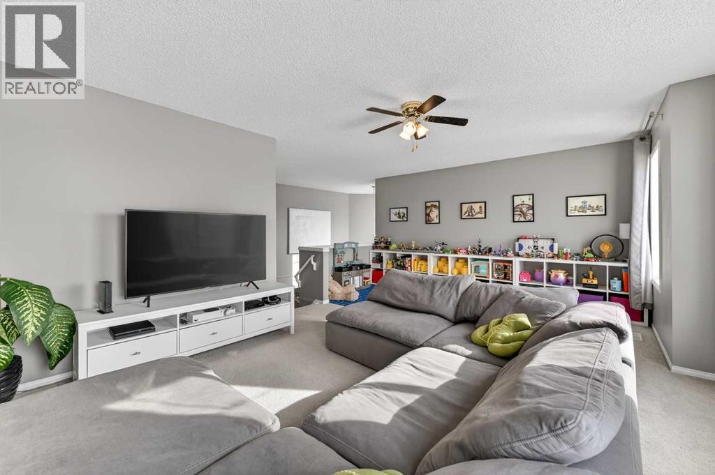 210 West Creek Bay, Chestermere, Alberta  T1X 1P6 - Photo 20 - A2297422