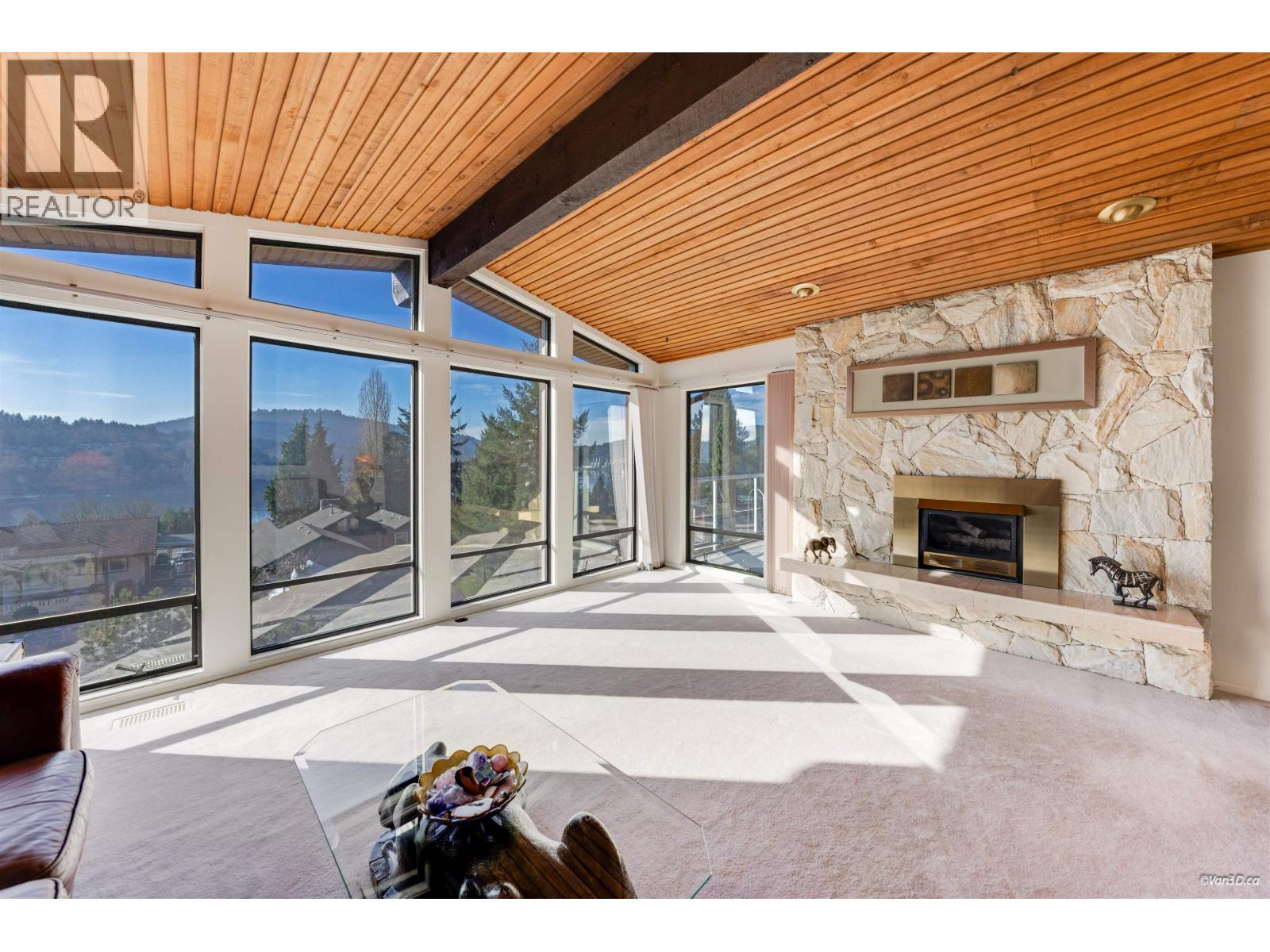 3 CRAWFORD BAY, Port Moody, British Columbia