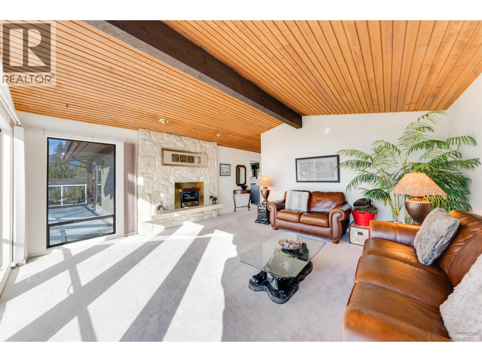 3 Crawford Bay, Port Moody, British Columbia  V3H 3N3 - Photo 4 - R3093703