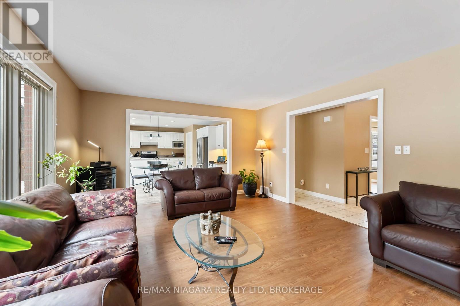 7874 Bishop Avenue, Niagara Falls, Ontario  L2H 3C6 - Photo 7 - X12784940