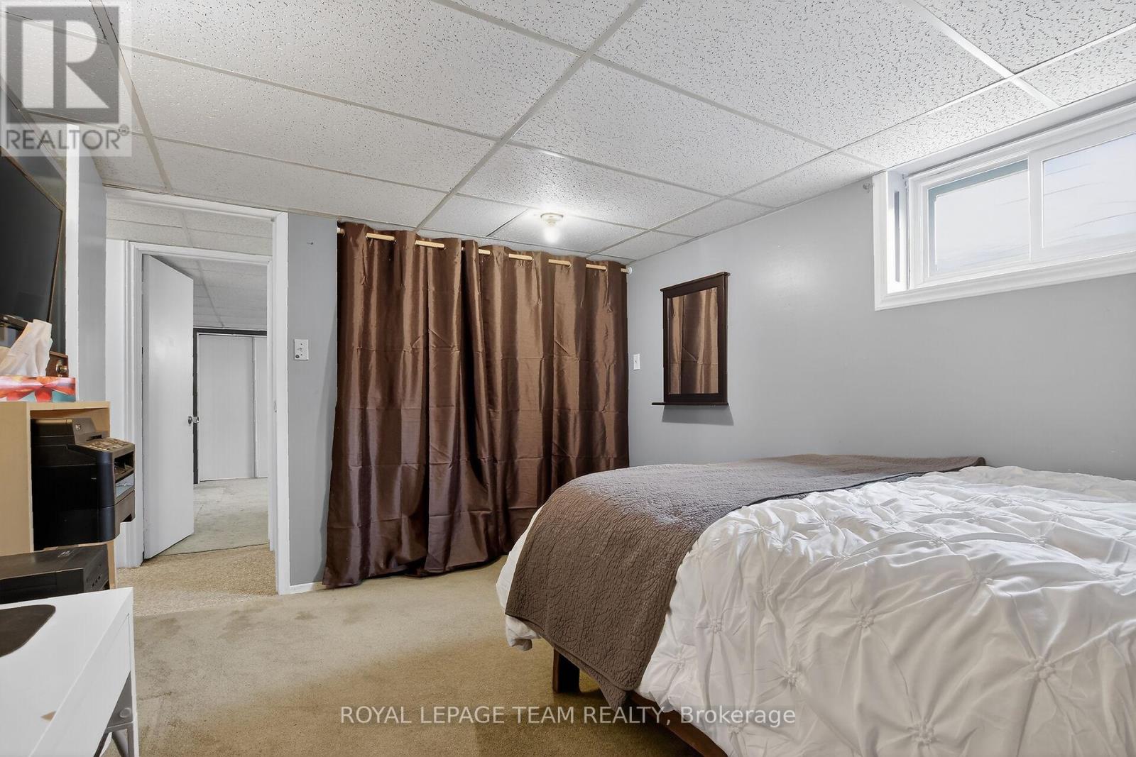 44 Ballantrae Way, Ottawa, Ontario  K2L 1N5 - Photo 22 - X12955646