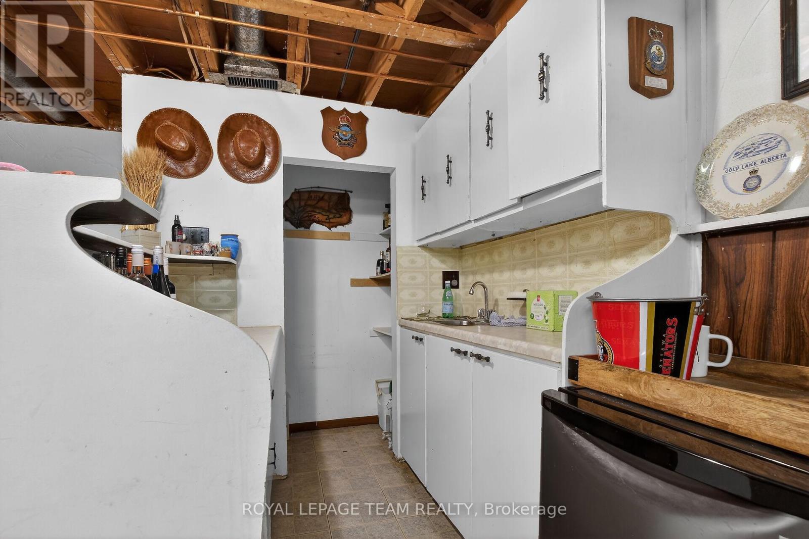 44 Ballantrae Way, Ottawa, Ontario  K2L 1N5 - Photo 27 - X12955646