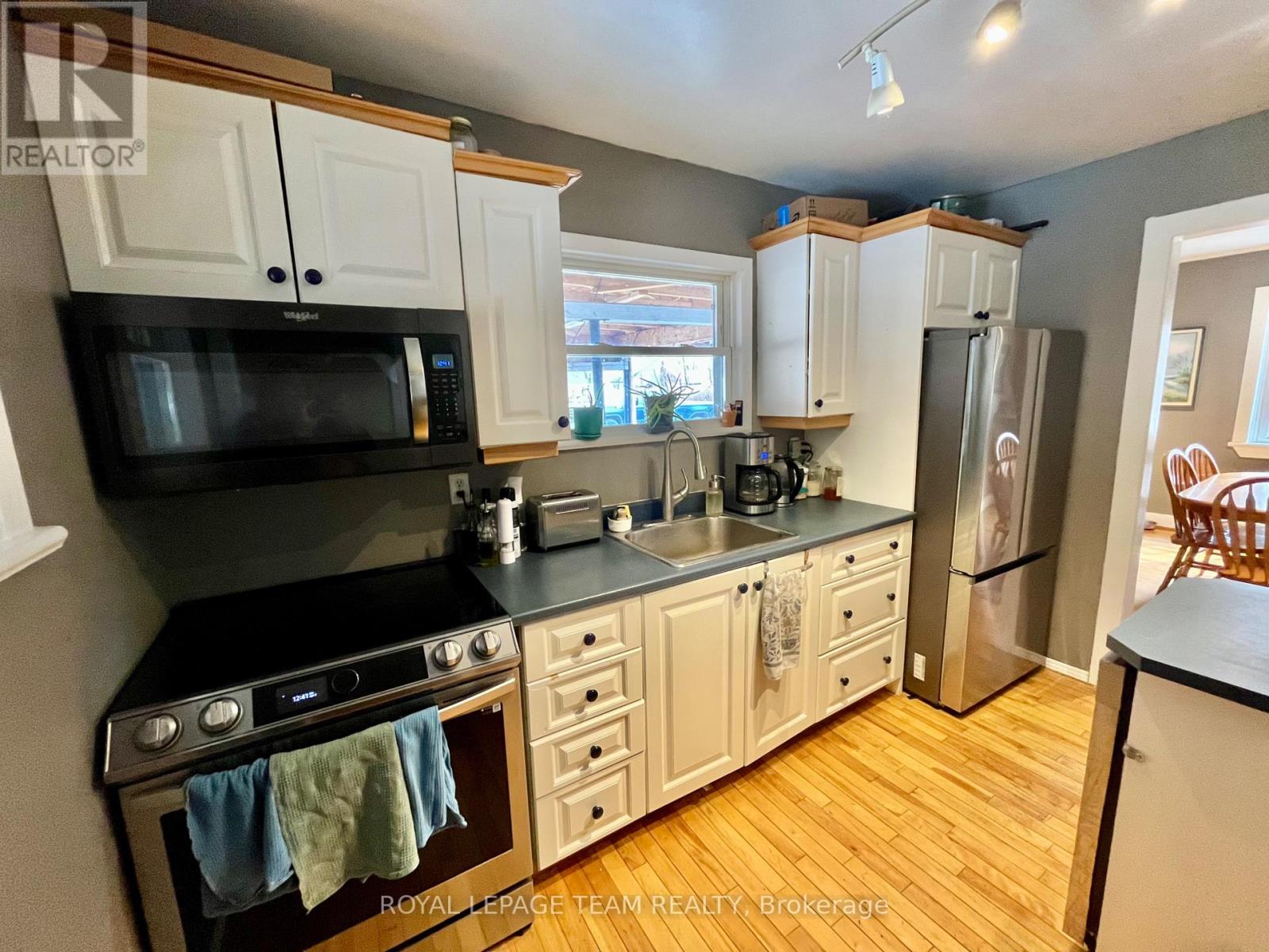 260 Jordan Avenue, Renfrew, Ontario  K7V 2R2 - Photo 11 - X12955642