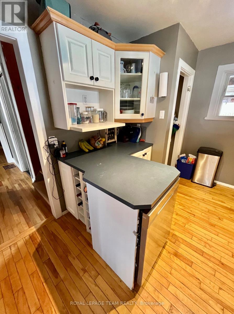 260 Jordan Avenue, Renfrew, Ontario  K7V 2R2 - Photo 13 - X12955642