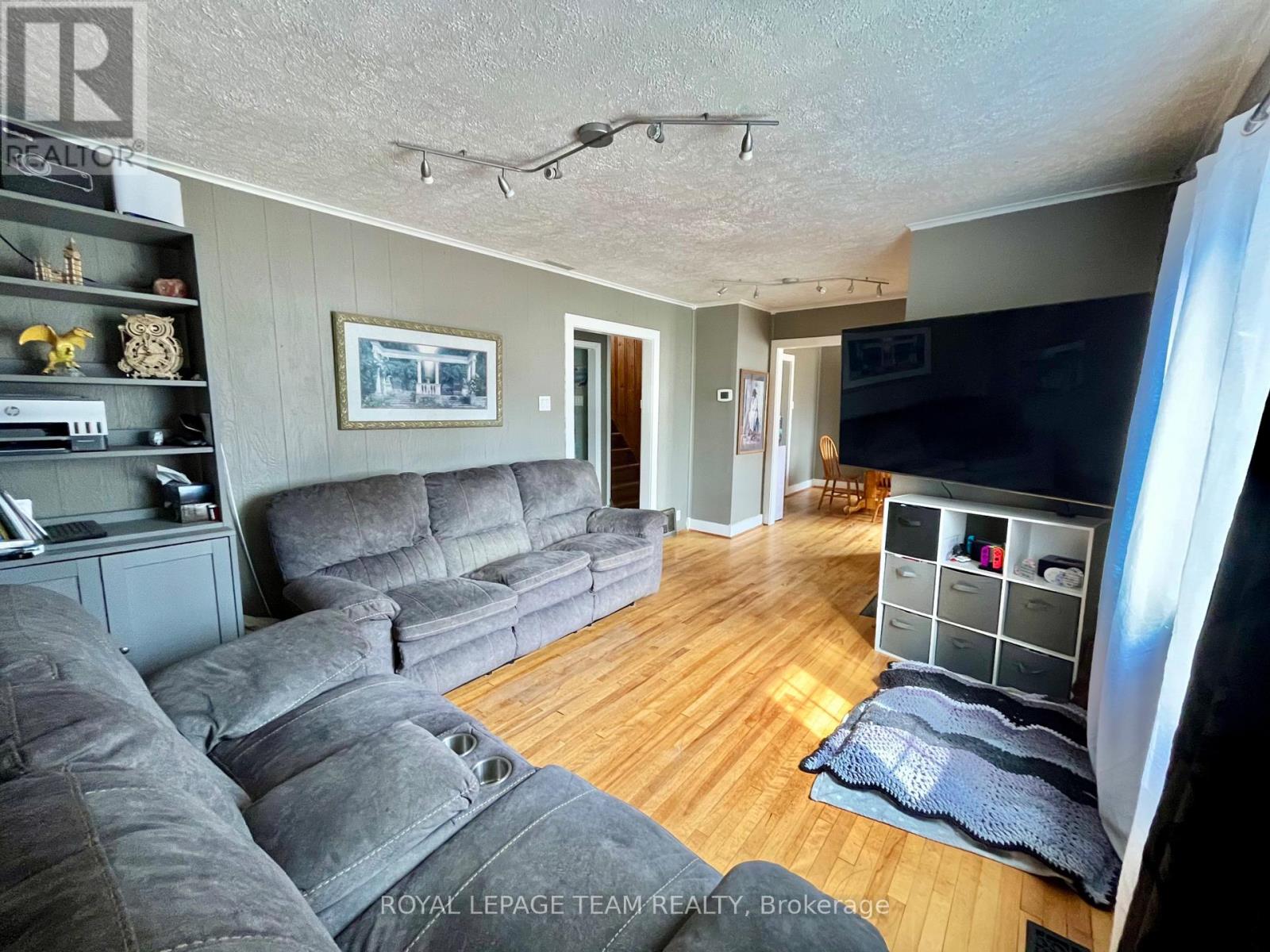 260 Jordan Avenue, Renfrew, Ontario  K7V 2R2 - Photo 3 - X12955642