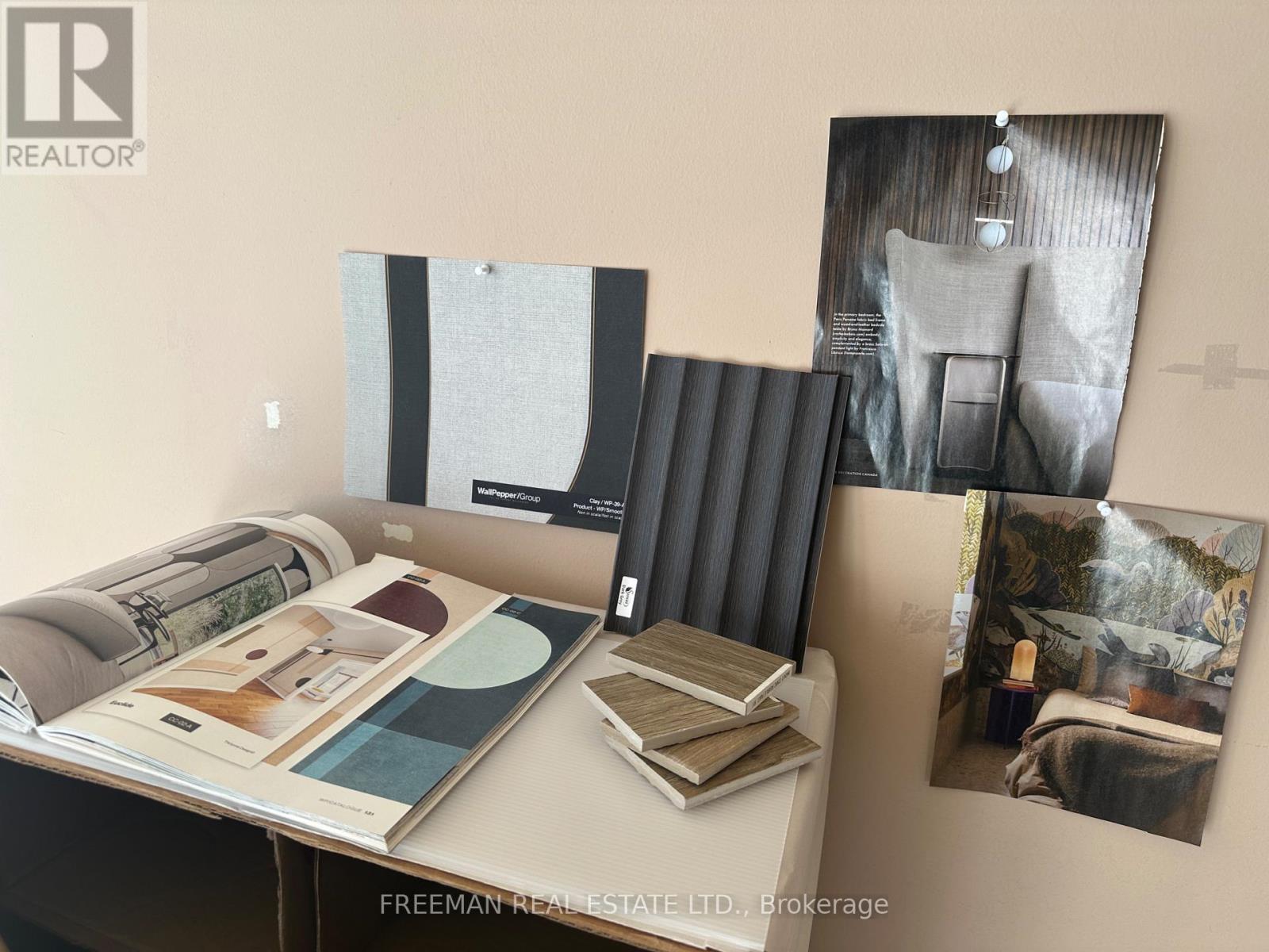 2405 - 633 Bay Street, Toronto, Ontario  M5G 2G4 - Photo 39 - C12953544