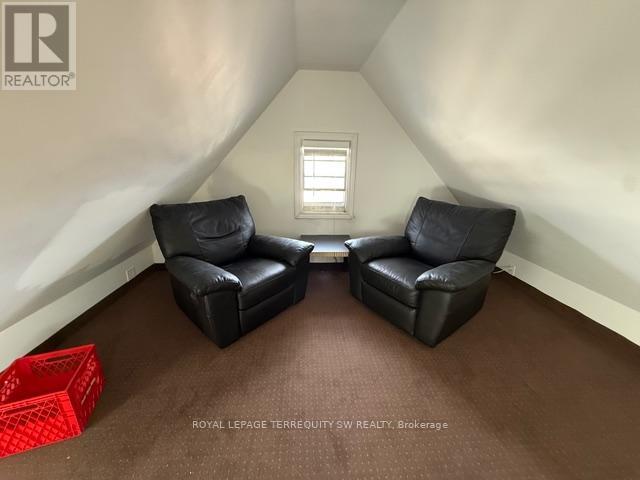 105 Barker Avenue, Toronto, Ontario M4C 2N8 - Photo 44 - E12875030