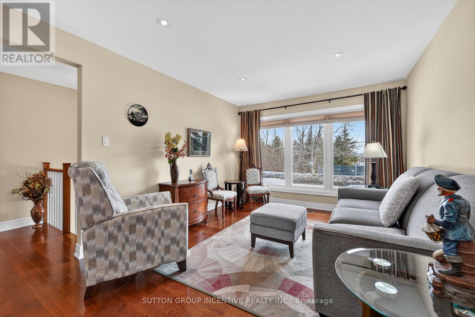 230 Edgehill Drive, Barrie, Ontario  L4N 7X1 - Photo 10 - S12846062