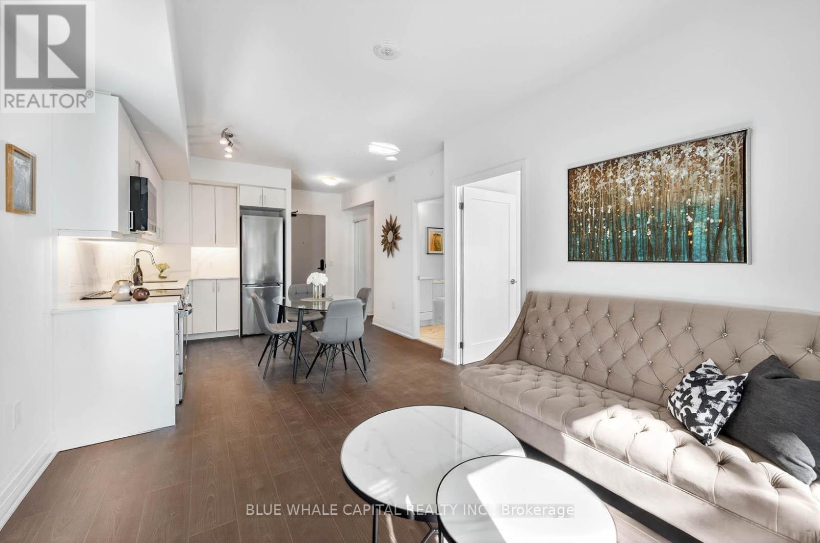 501 - 700 Sheppard Avenue W, Toronto, Ontario  M3H 0G5 - Photo 7 - C12955612