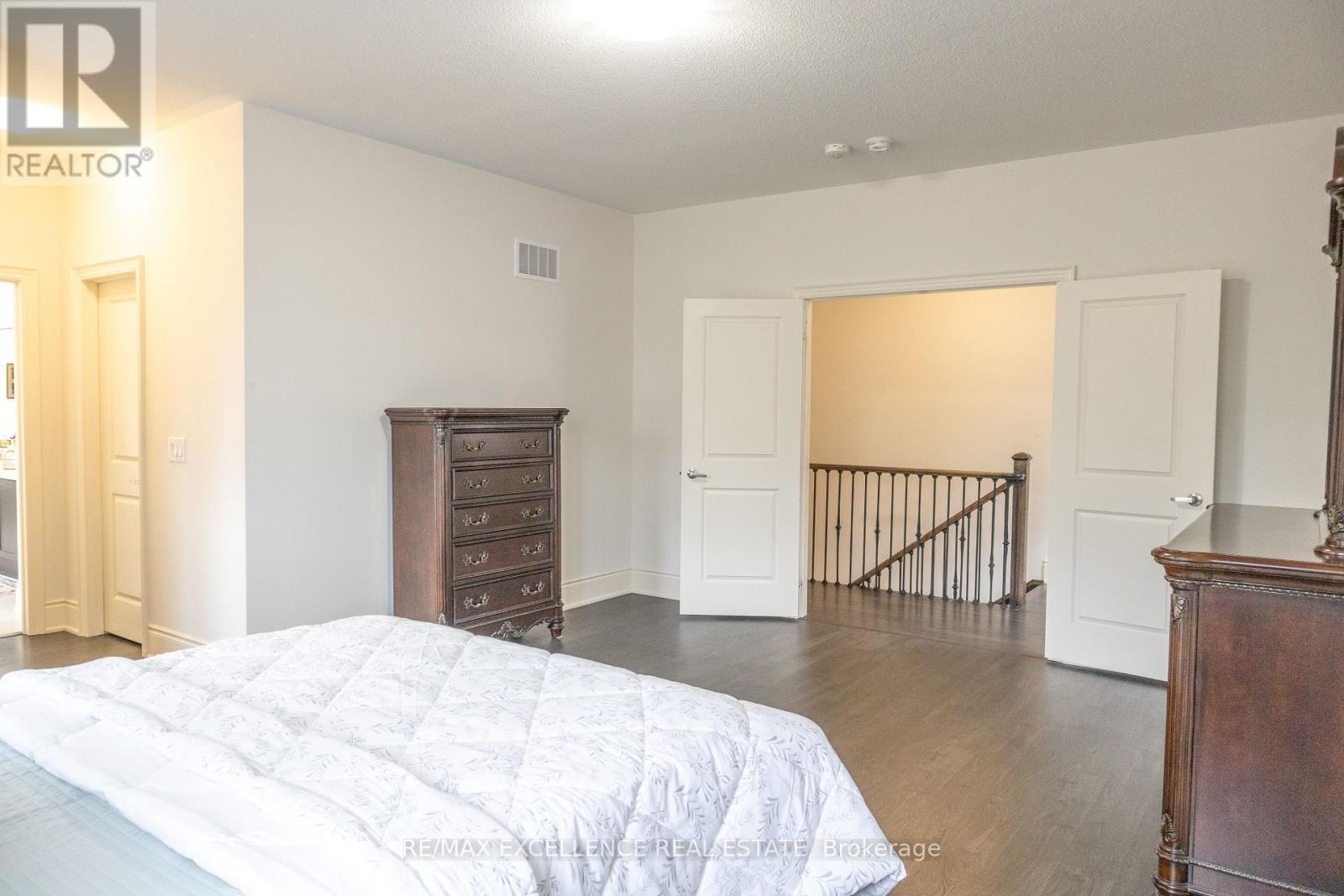 42 Cattail Crescent N, Hamilton, Ontario  L8B 1Z6 - Photo 23 - X12953080