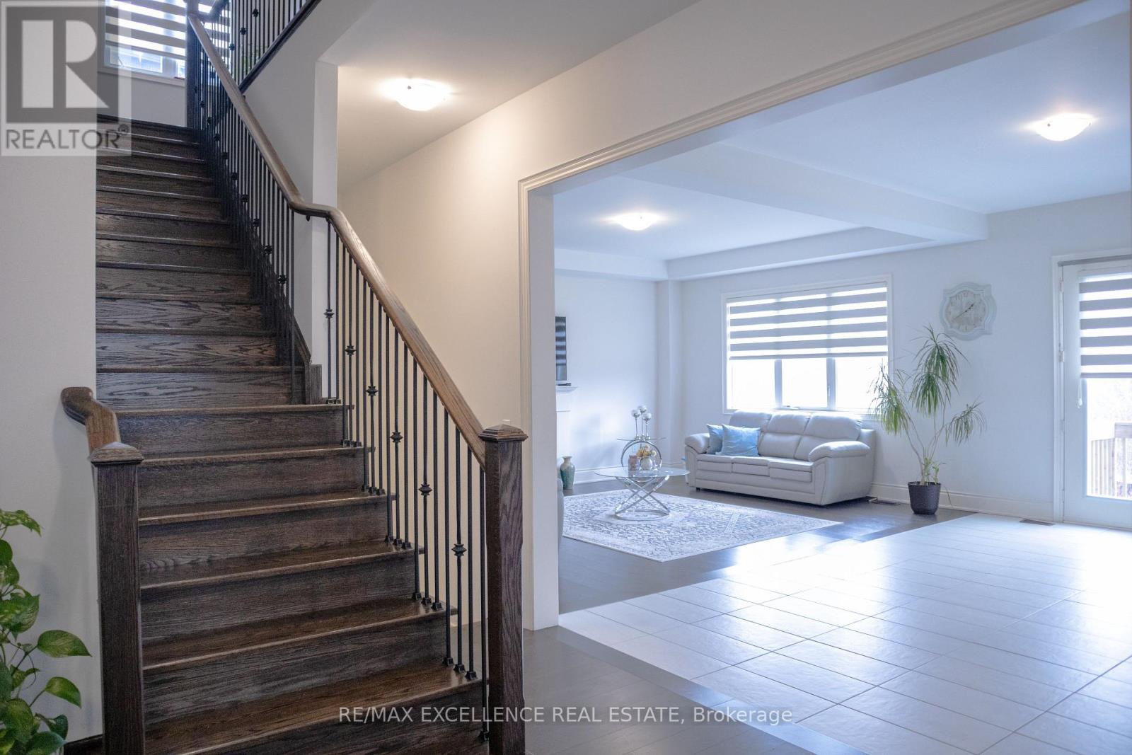 42 Cattail Crescent N, Hamilton, Ontario  L8B 1Z6 - Photo 19 - X12953080