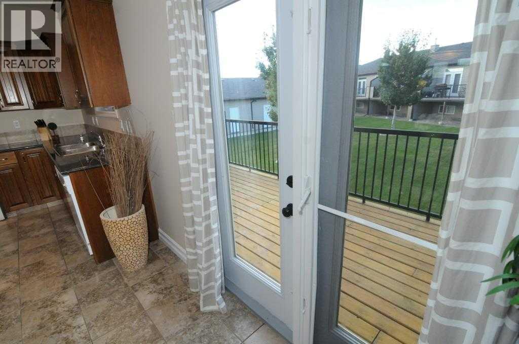 7, 762 Heritage Boulevard W, Lethbridge, Alberta  T1K 0W1 - Photo 12 - A2293953