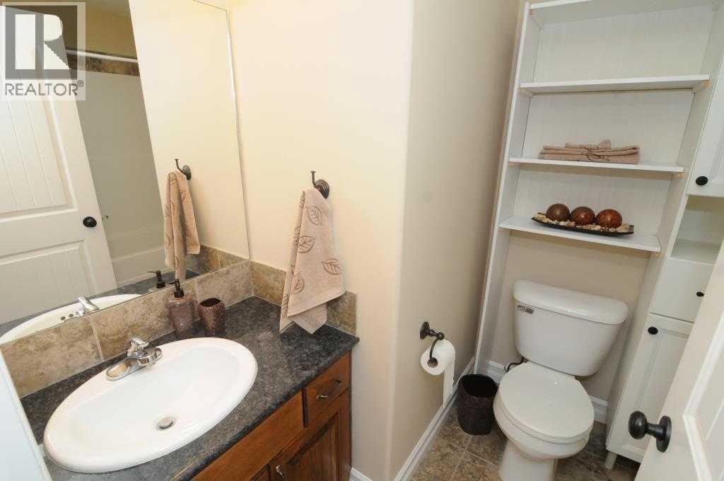 7, 762 Heritage Boulevard W, Lethbridge, Alberta  T1K 0W1 - Photo 17 - A2293953