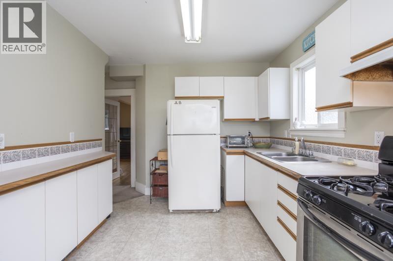 215 Eighth Avenue, New Westminster, British Columbia  V3L 1Y1 - Photo 10 - R3093512