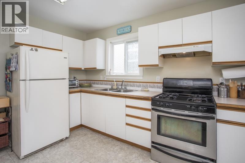 215 Eighth Avenue, New Westminster, British Columbia  V3L 1Y1 - Photo 11 - R3093512