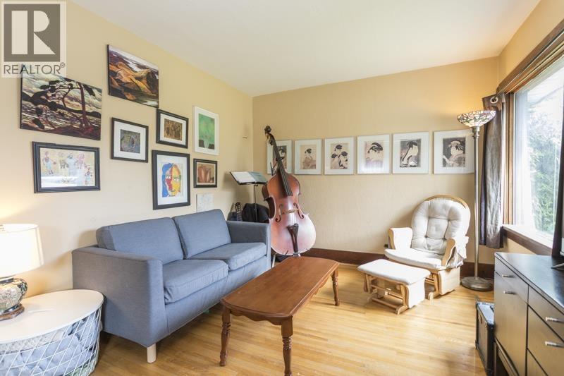 215 Eighth Avenue, New Westminster, British Columbia  V3L 1Y1 - Photo 7 - R3093512