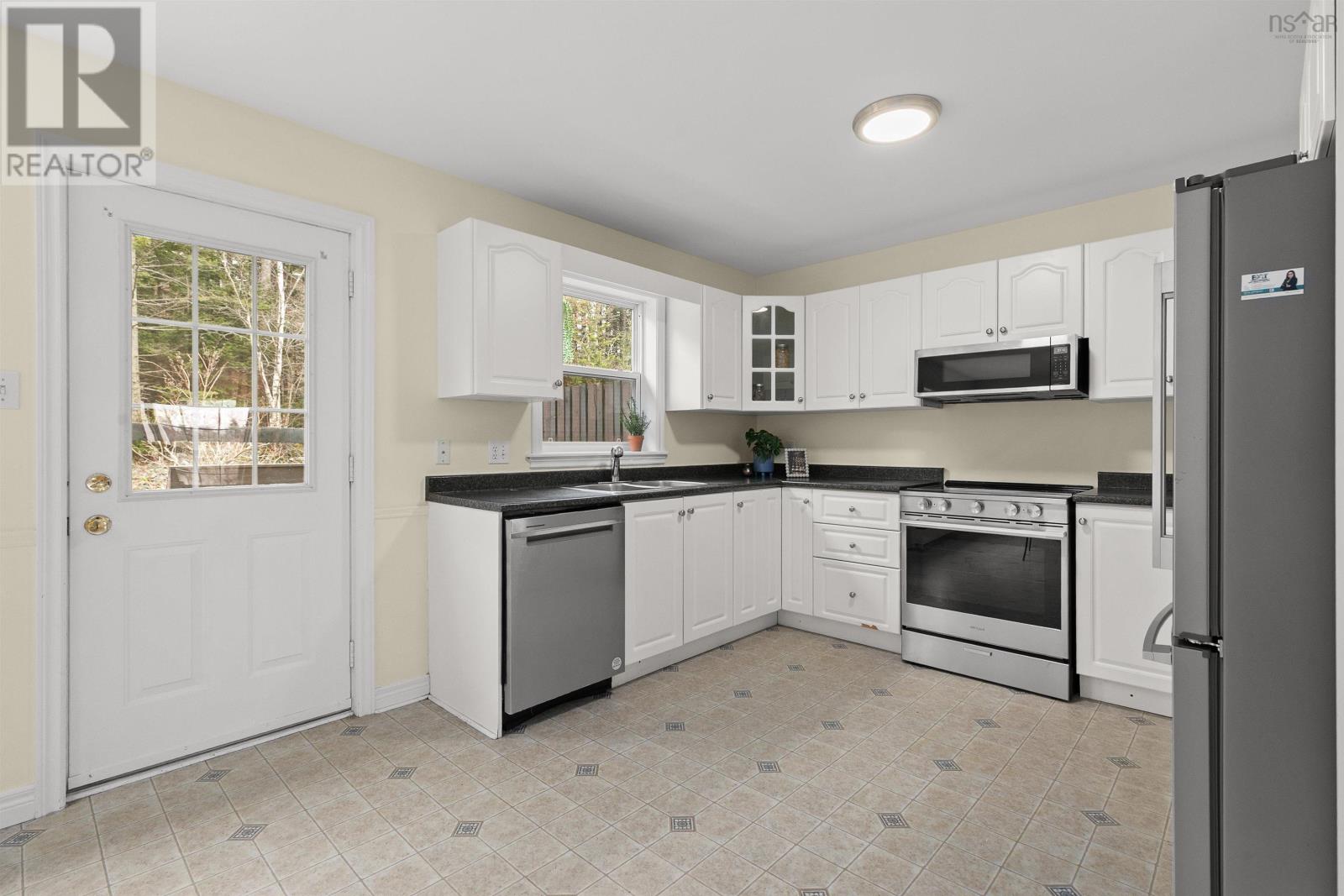 36 Stratford Way, Halifax, Nova Scotia  B3S 1E5 - Photo 12 - 202606297