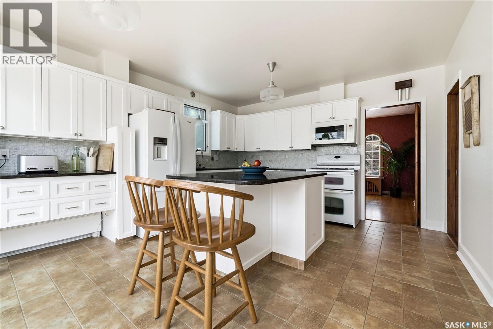 3003 Hill Avenue, Regina, Saskatchewan  S4S 0W2 - Photo 14 - SK032038