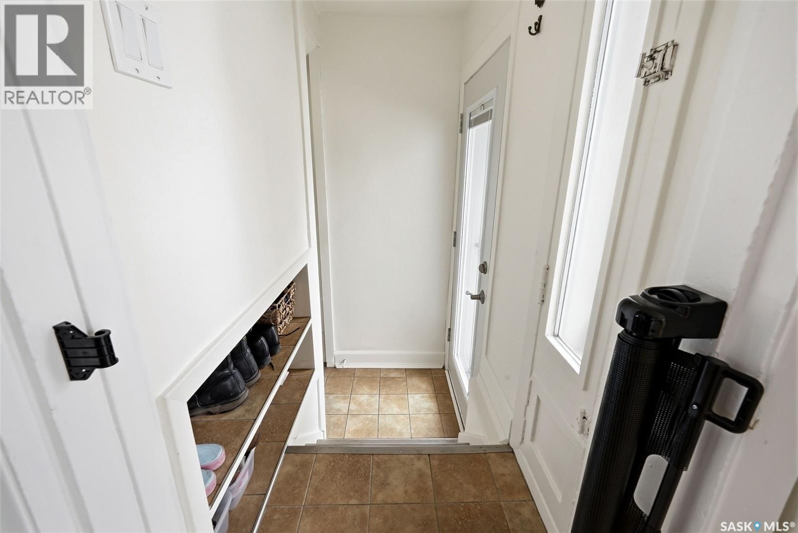 3003 Hill Avenue, Regina, Saskatchewan  S4S 0W2 - Photo 40 - SK032038