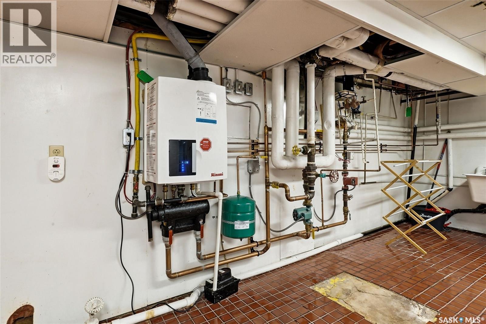 3003 Hill Avenue, Regina, Saskatchewan  S4S 0W2 - Photo 49 - SK032038