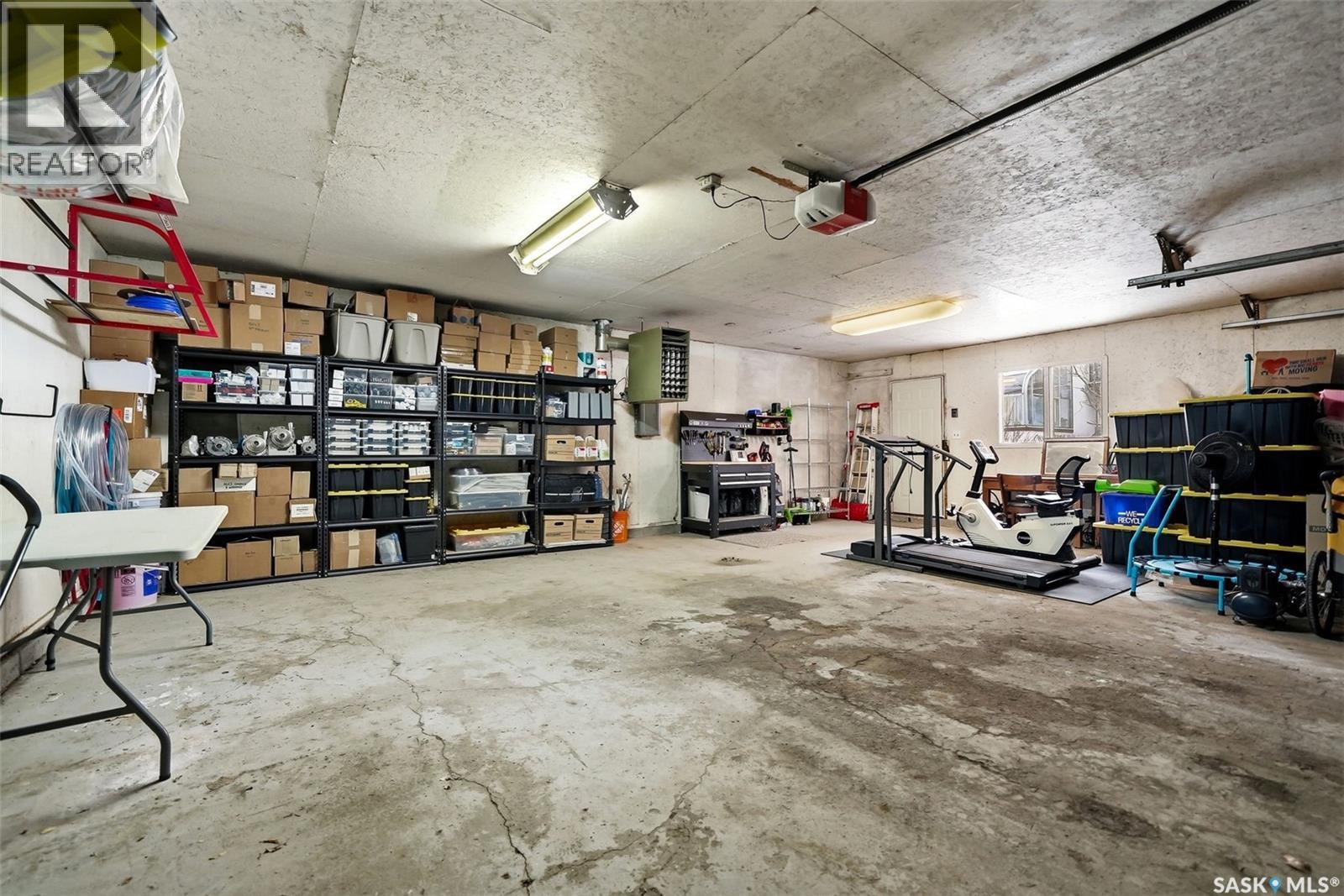 3003 Hill Avenue, Regina, Saskatchewan  S4S 0W2 - Photo 57 - SK032038