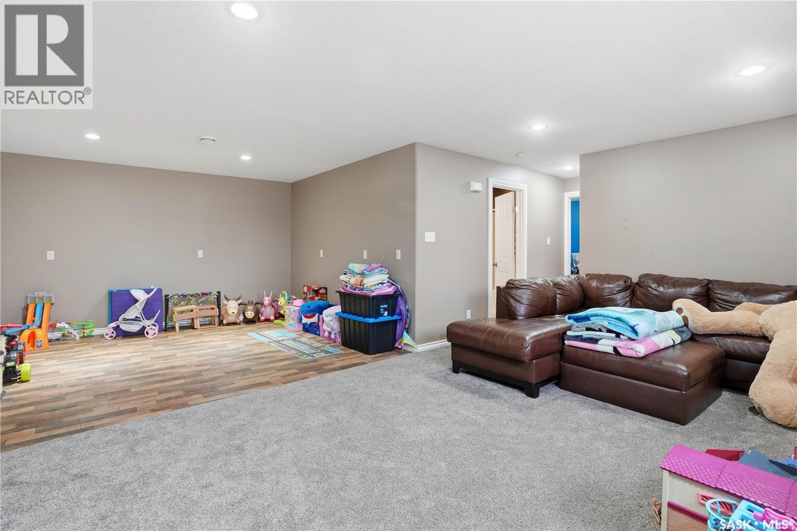 1068 Athabasca Street W, Moose Jaw, Saskatchewan  S6H 2E6 - Photo 23 - SK032007