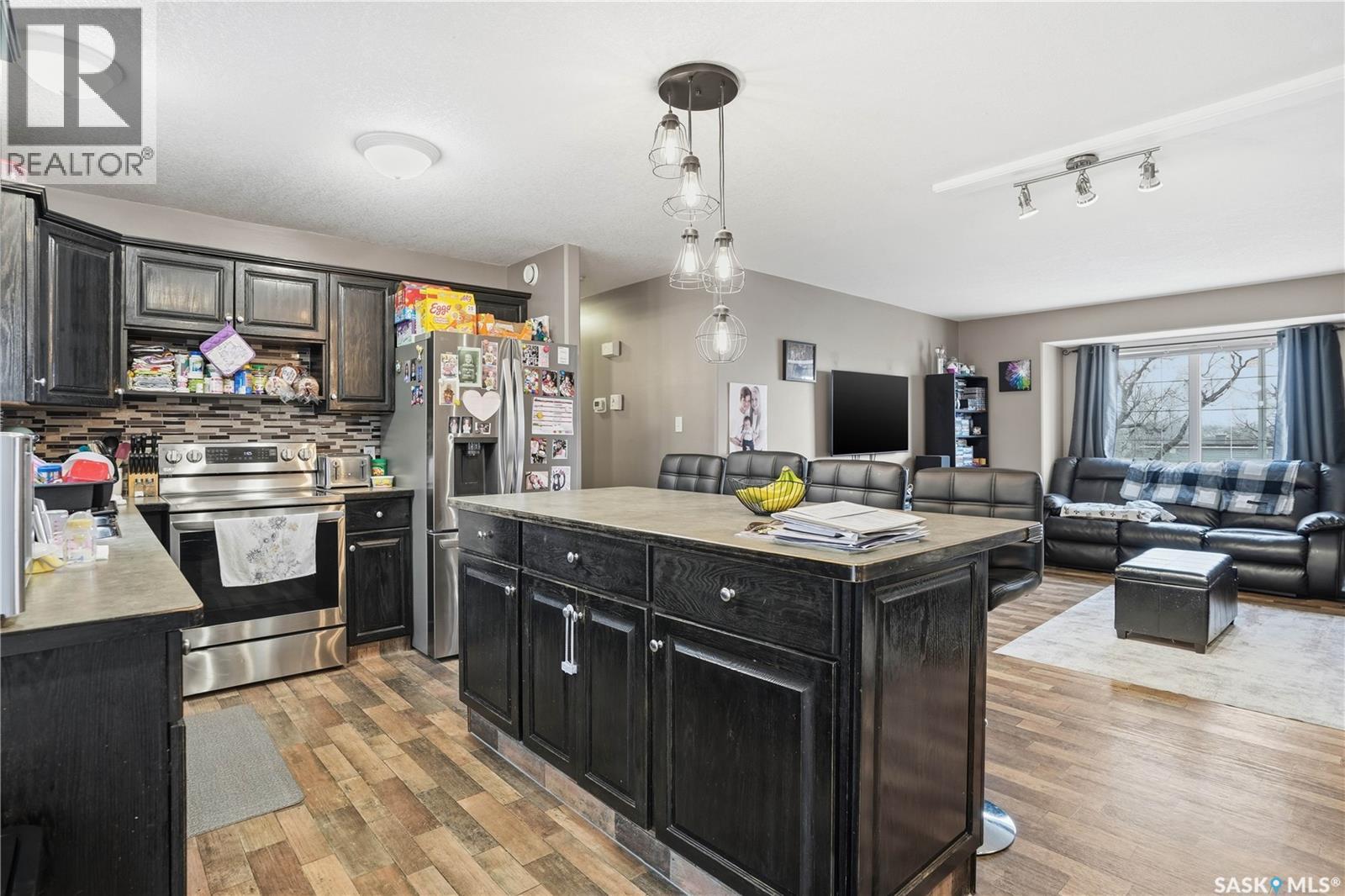 1068 Athabasca Street W, Moose Jaw, Saskatchewan  S6H 2E6 - Photo 6 - SK032007