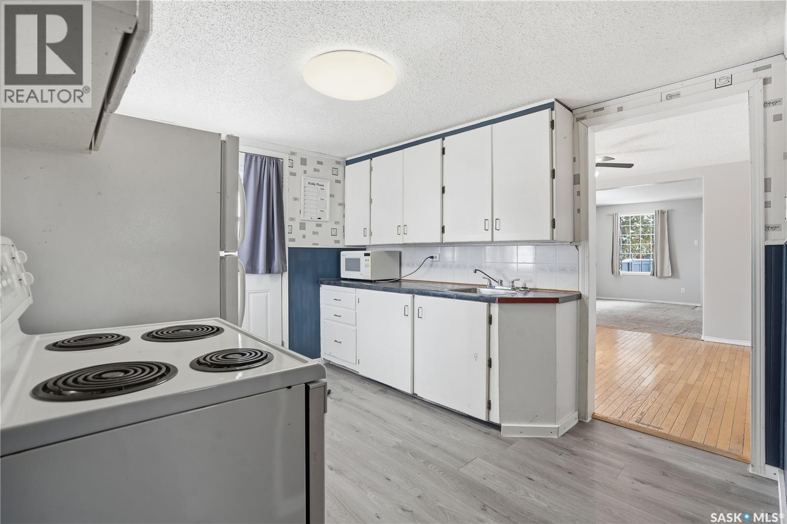 1058 Hochelaga Street W, Moose Jaw, Saskatchewan  S6H 2H9 - Photo 13 - SK031973