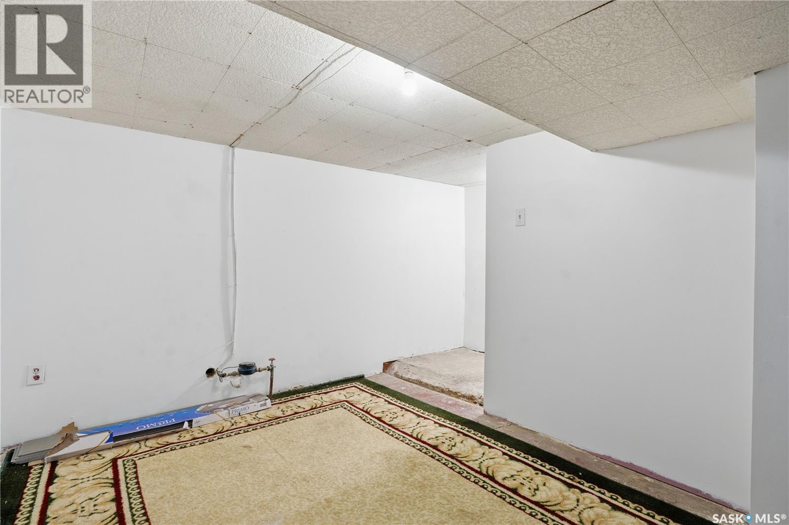 1058 Hochelaga Street W, Moose Jaw, Saskatchewan  S6H 2H9 - Photo 27 - SK031973