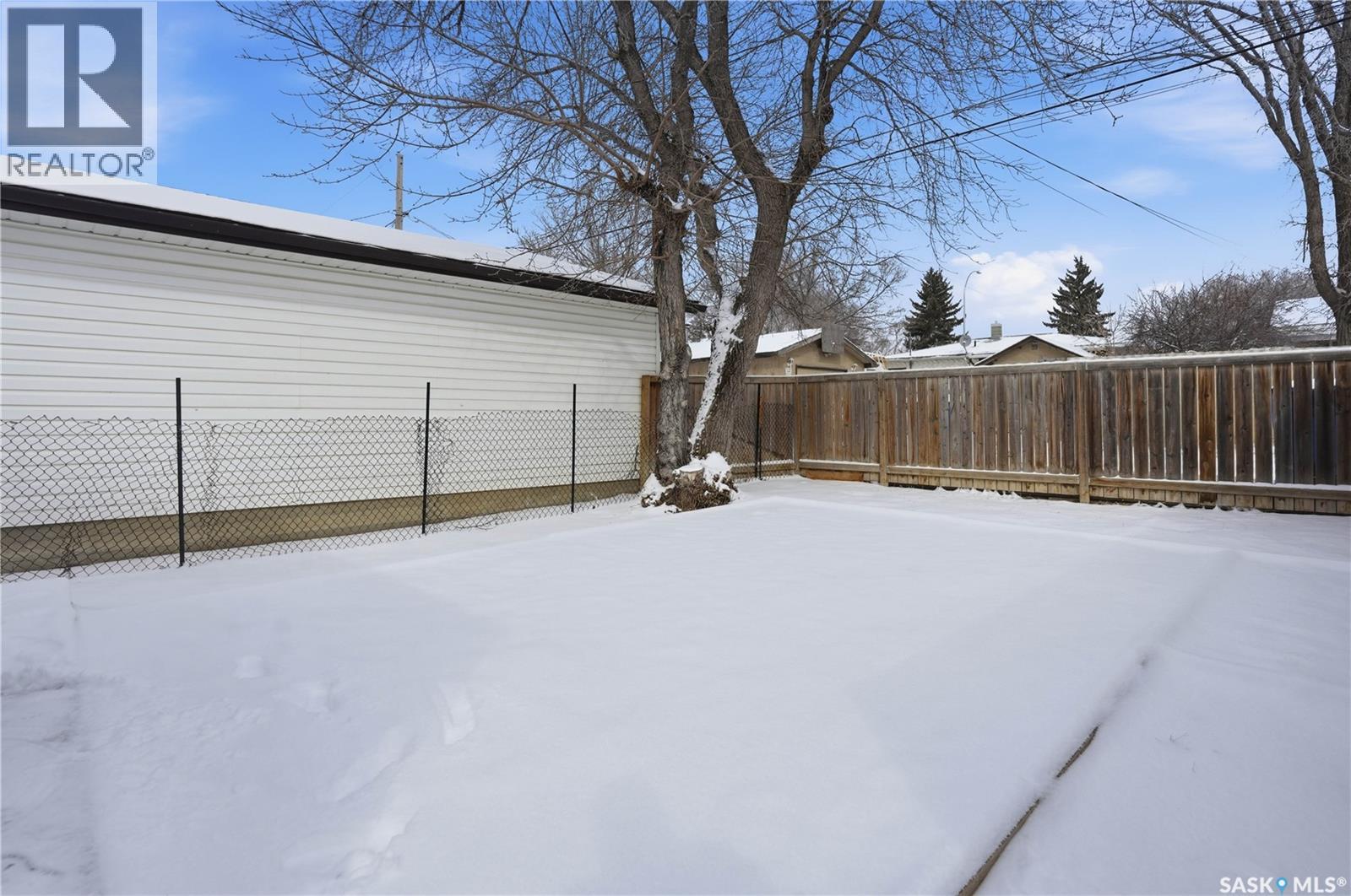 1058 Hochelaga Street W, Moose Jaw, Saskatchewan  S6H 2H9 - Photo 32 - SK031973