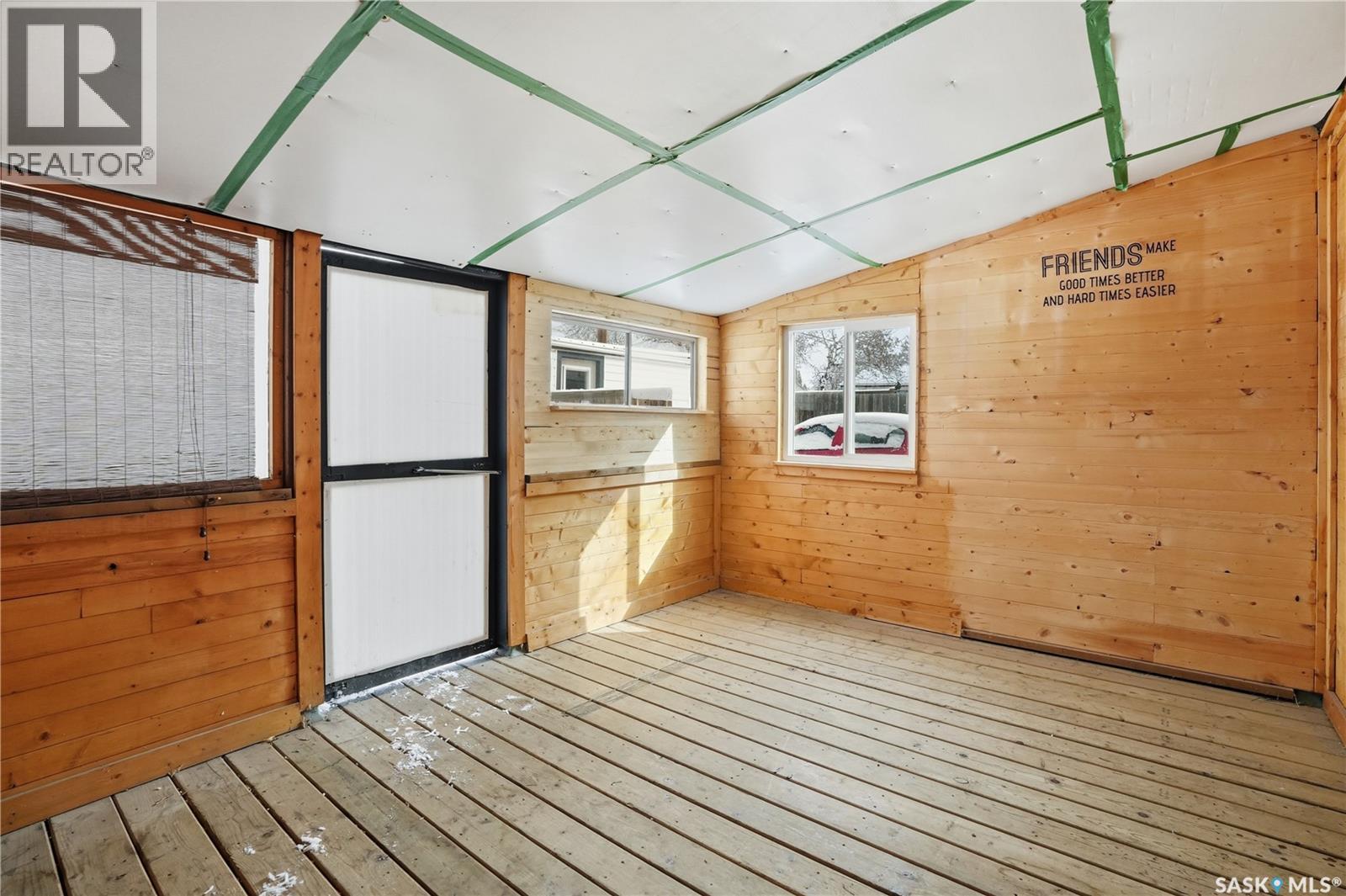 1058 Hochelaga Street W, Moose Jaw, Saskatchewan  S6H 2H9 - Photo 34 - SK031973