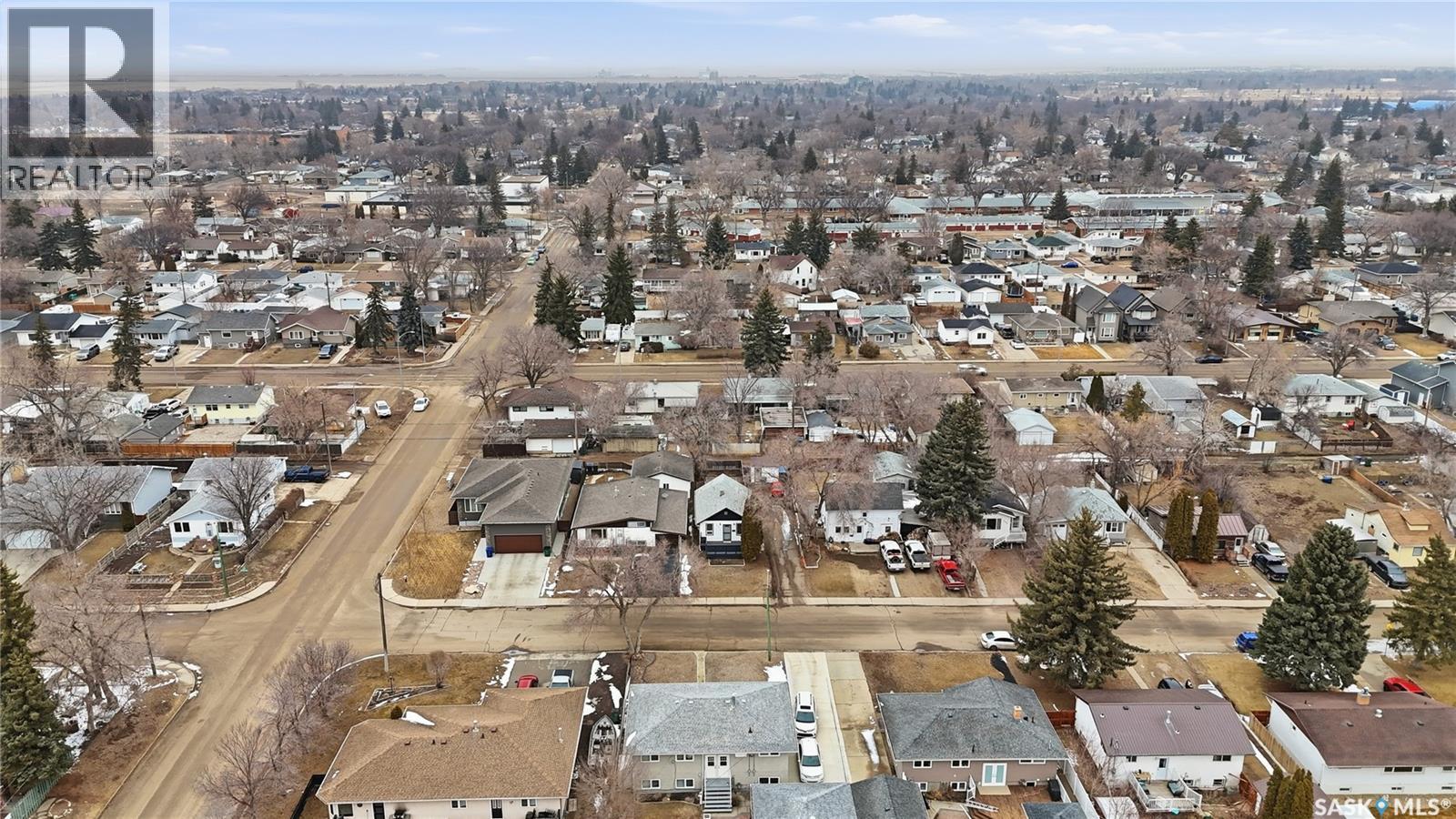 1058 Hochelaga Street W, Moose Jaw, Saskatchewan  S6H 2H9 - Photo 46 - SK031973