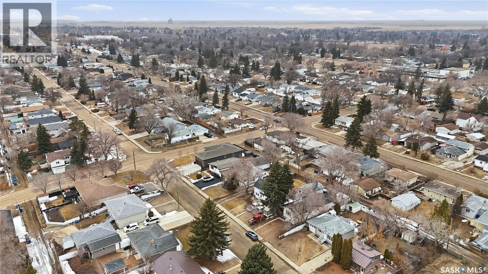 1058 Hochelaga Street W, Moose Jaw, Saskatchewan  S6H 2H9 - Photo 48 - SK031973