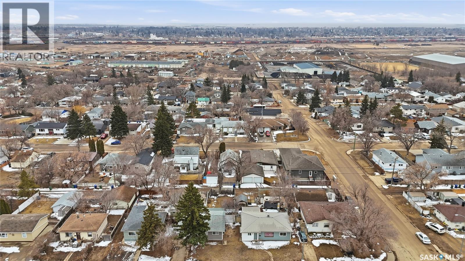 1058 Hochelaga Street W, Moose Jaw, Saskatchewan  S6H 2H9 - Photo 54 - SK031973