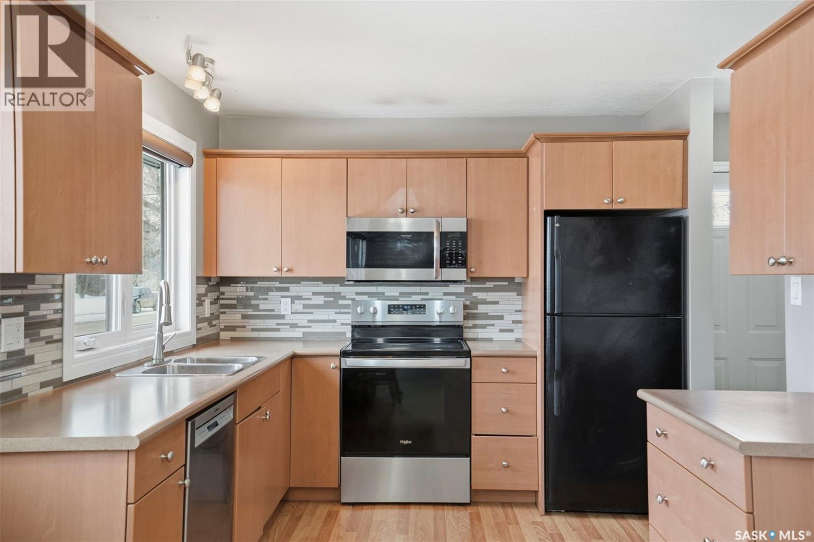 621 2nd Street S, Martensville, Saskatchewan  S0K 2T0 - Photo 10 - SK031972