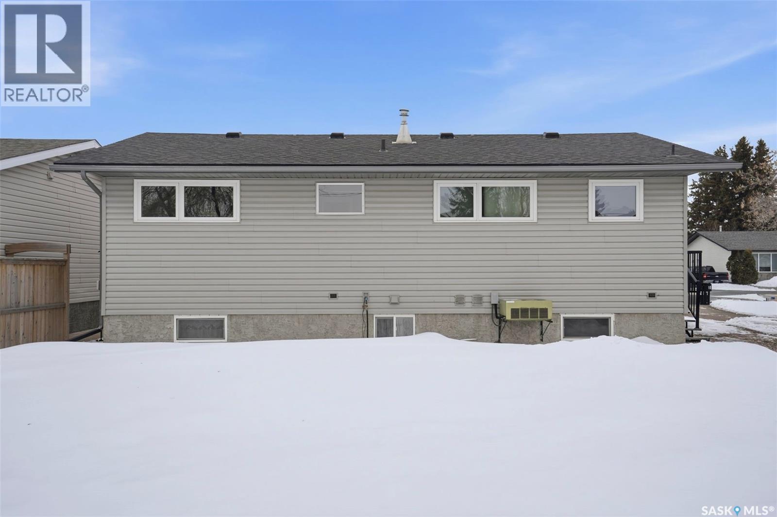 621 2nd Street S, Martensville, Saskatchewan  S0K 2T0 - Photo 26 - SK031972