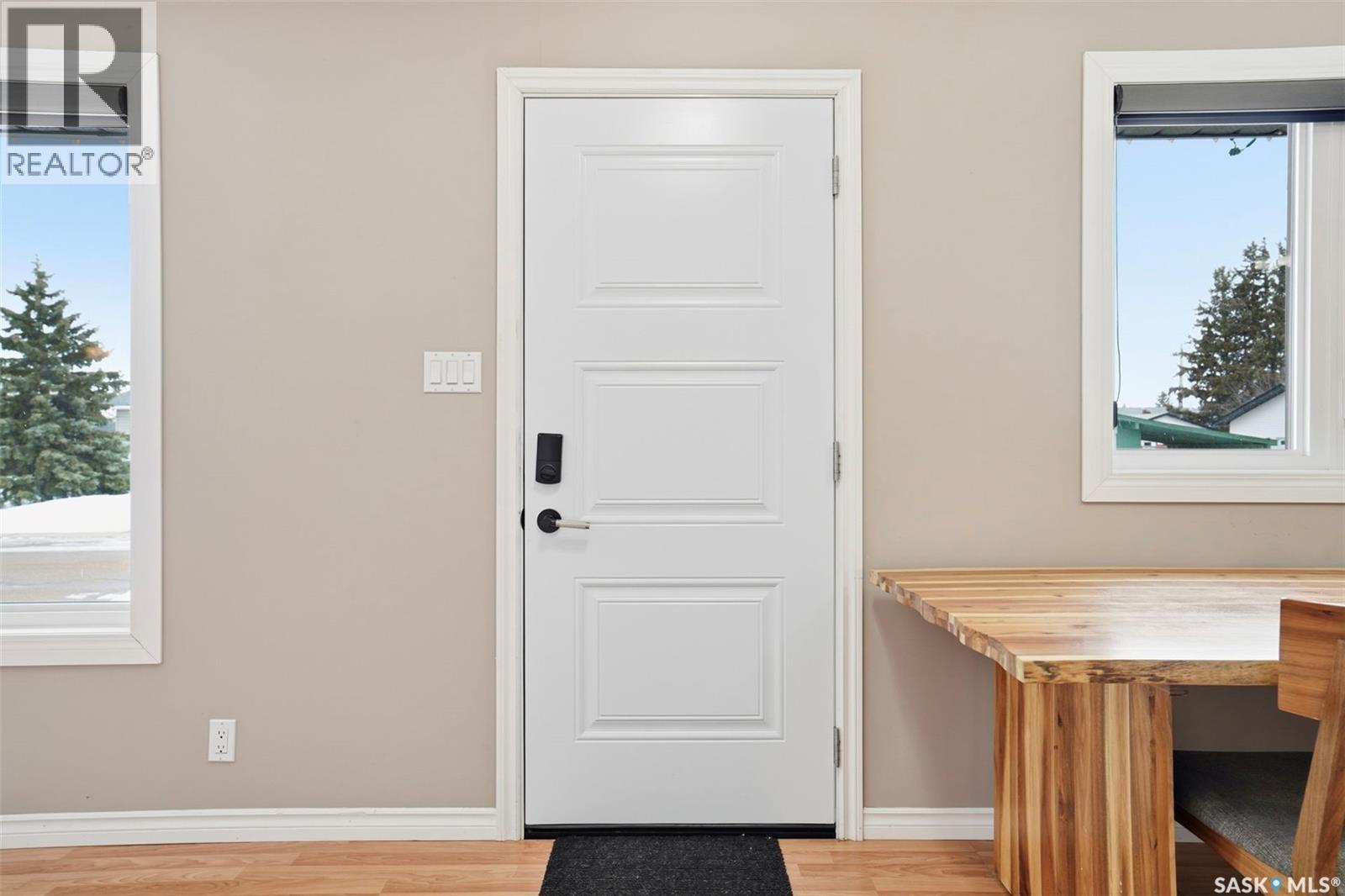 621 2nd Street S, Martensville, Saskatchewan  S0K 2T0 - Photo 5 - SK031972