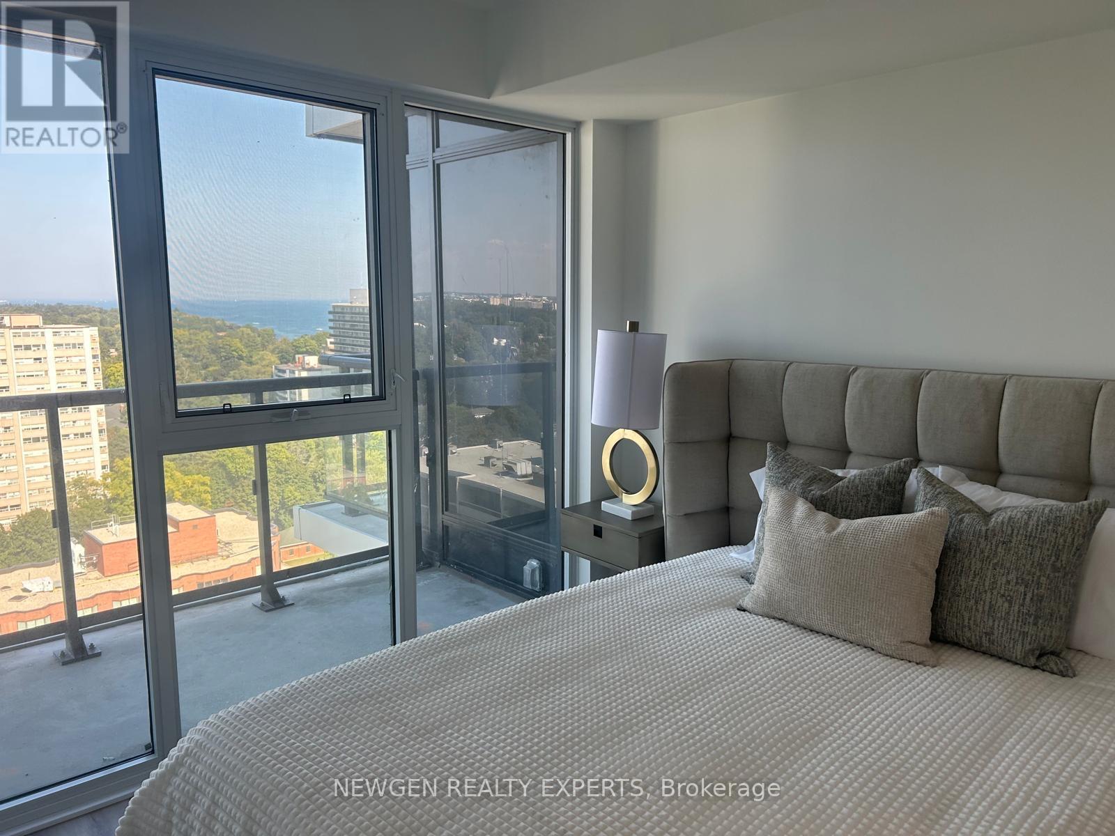 1602 - 370 Martha Street, Burlington, Ontario  L7R 0G9 - Photo 8 - W12955624