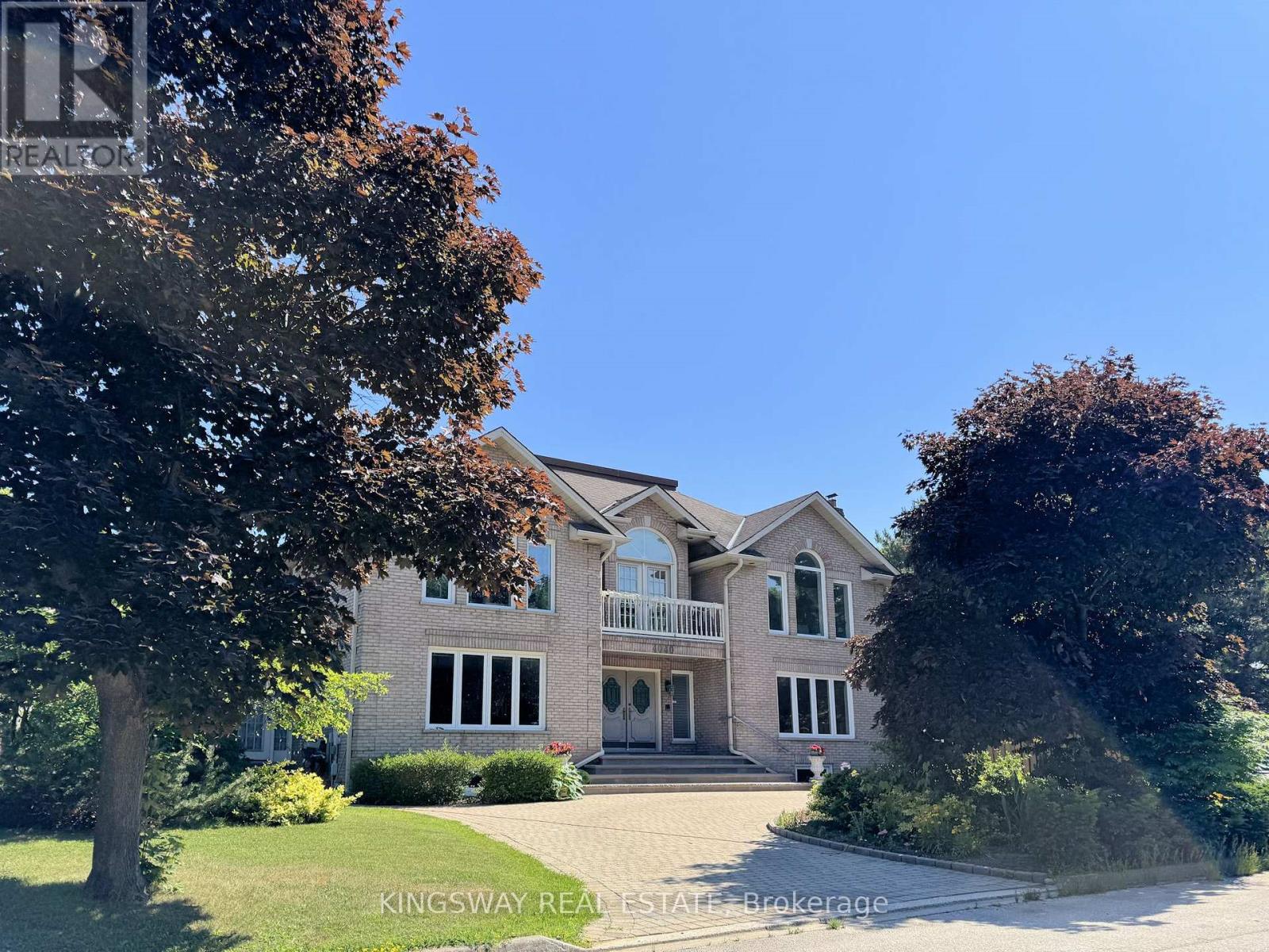 4040 LOOKOUT COURT, Mississauga, Ontario