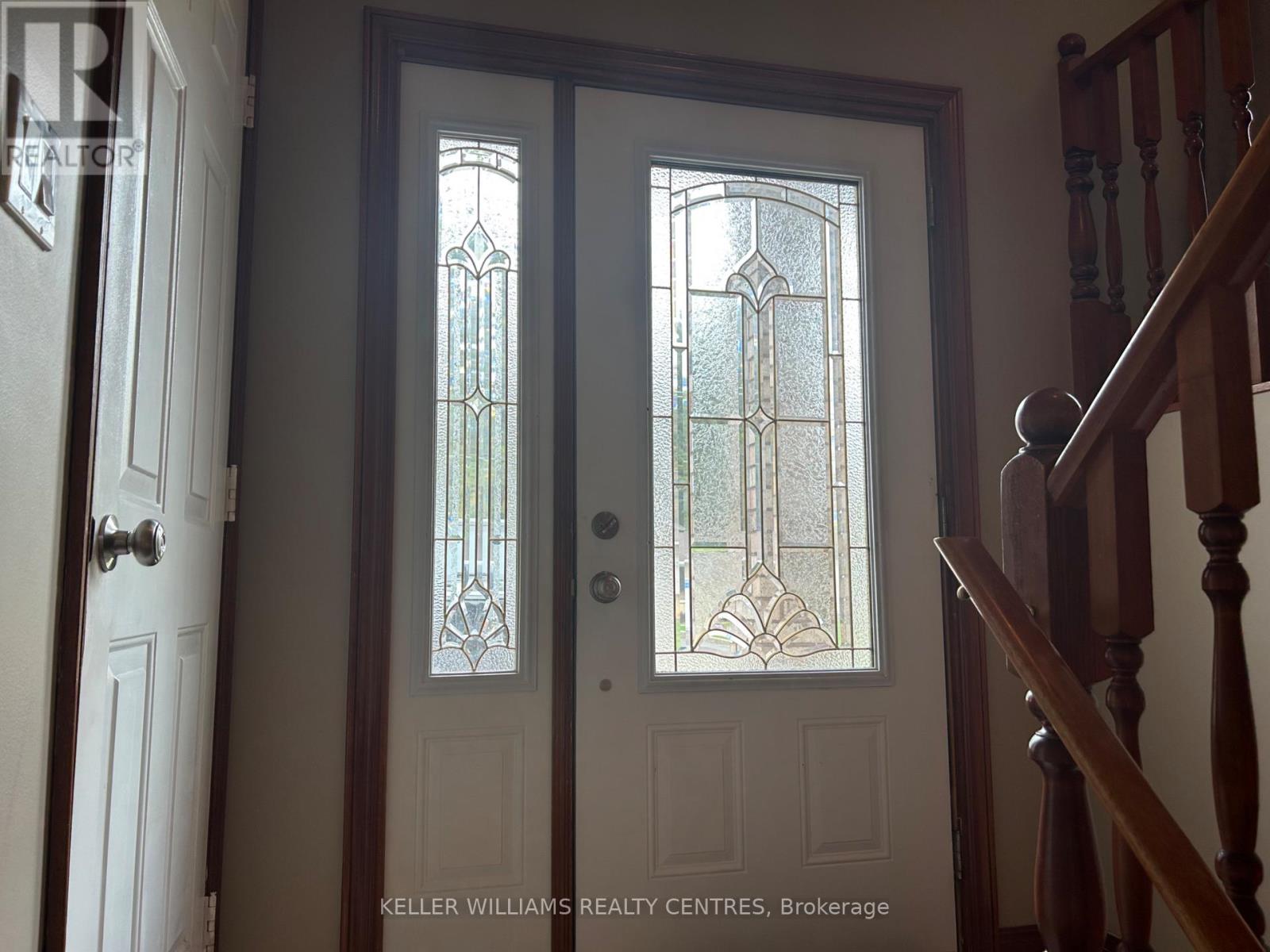 306 Mckellar Street, Strathroy-Caradoc, Ontario  N7G 2Y5 - Photo 3 - X12955628