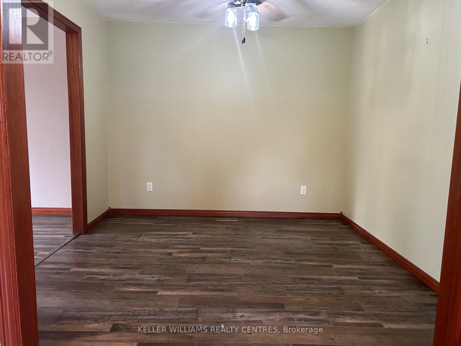 306 Mckellar Street, Strathroy-Caradoc, Ontario  N7G 2Y5 - Photo 9 - X12955628