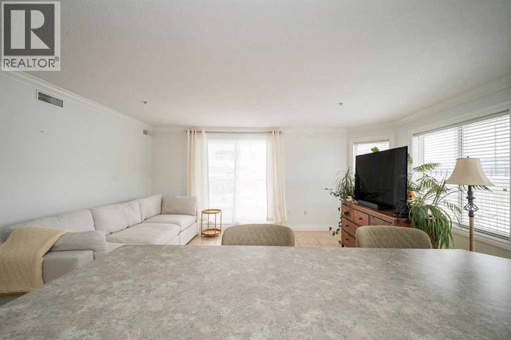 1101, 38 Riedel Street, Fort Mcmurray, Alberta  T9H 3E1 - Photo 12 - A2298836