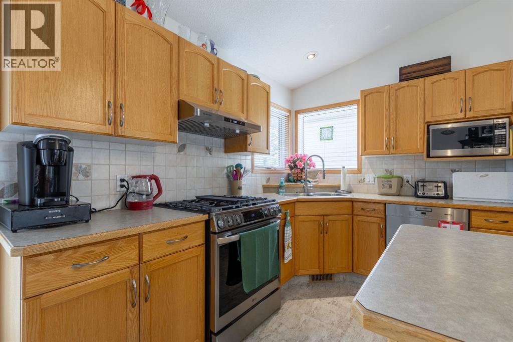 389 Kodiak Boulevard N, Lethbridge, Alberta  T1H 6T6 - Photo 12 - A2298821