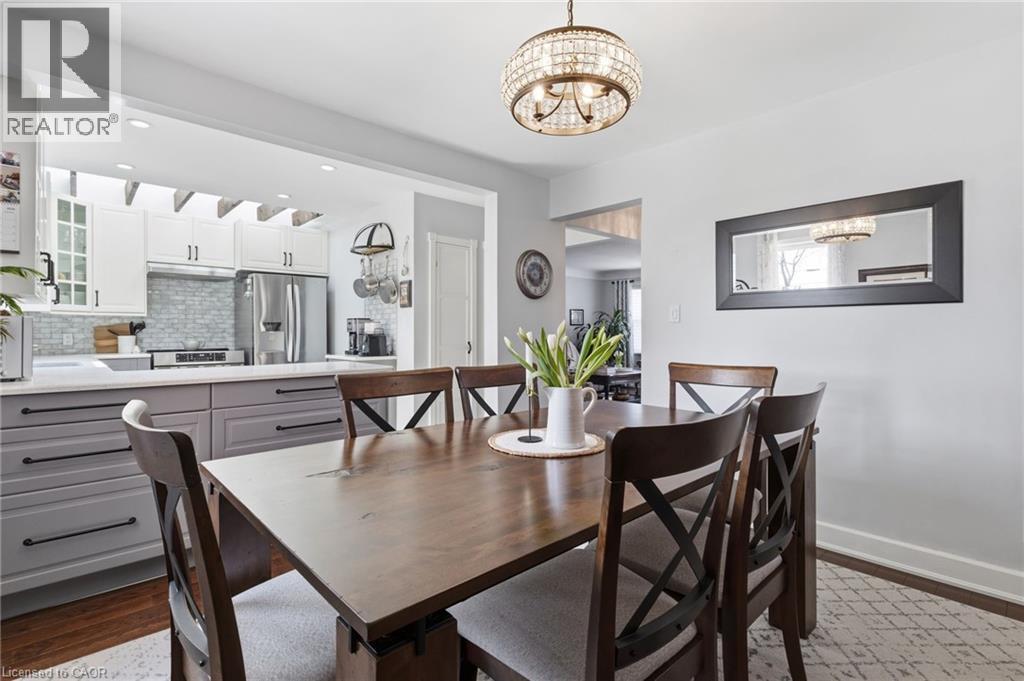 299 East 24th Street, Hamilton, Ontario  L8V 2Y7 - Photo 12 - 40814341