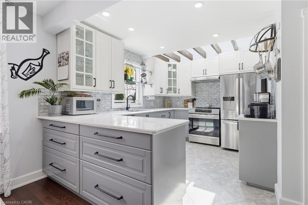 299 East 24th Street, Hamilton, Ontario  L8V 2Y7 - Photo 13 - 40814341