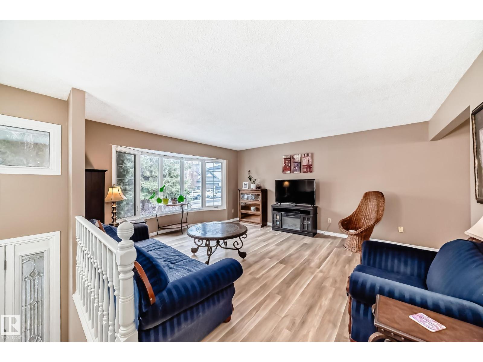 9813 152 St Nw, Edmonton, Alberta  T5P 1X2 - Photo 36 - E4480532